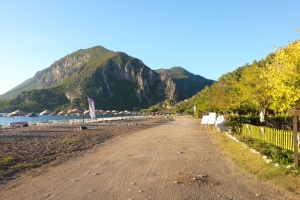 Am_Strand_von_Cirali_1-5